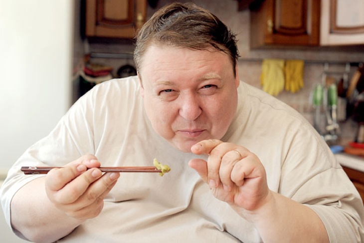 После жесткой диеты постарел: как сейчас выглядит исхудавший актер Александр Семчев