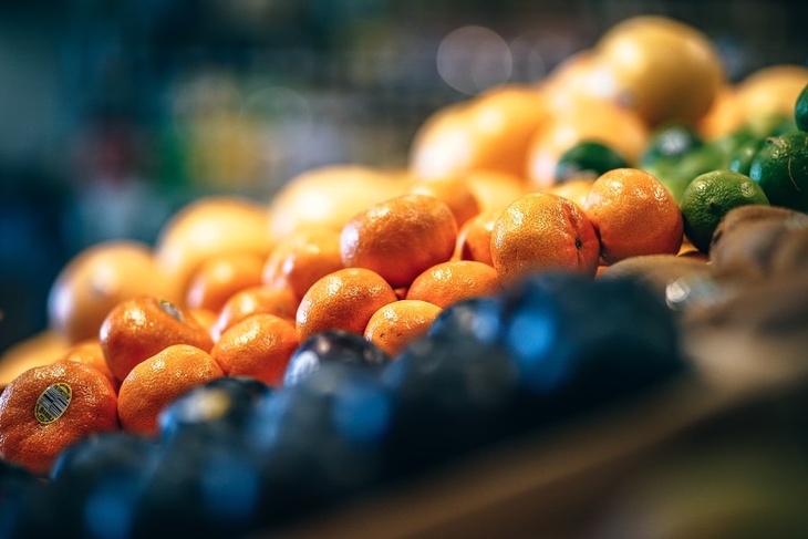 С листвой или без: как выбрать вкусные мандарины, почему их продают с веточками