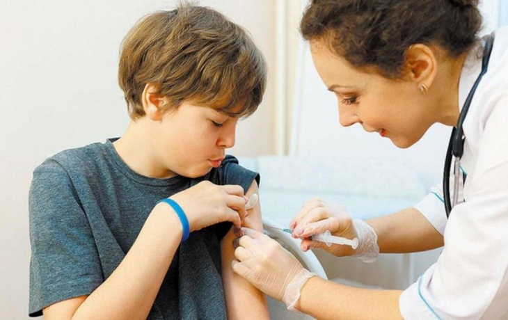 «Дети являются одними из главных распространителей коронавирус»: главные причины для вакцинации лете