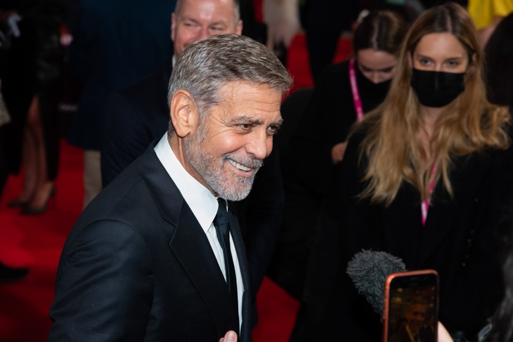 Джордж Клуни вспомнил, как думал, что не выживет в страшной аварии на мотоцикле 