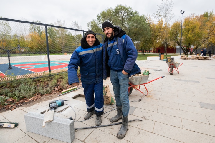 «Места на стройках все равно будут»: эксперт о мигрантах-строителях в Москве