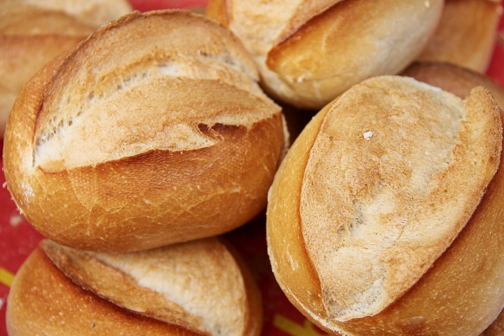 Нутрициолог советует не злоупотреблять белым хлебом