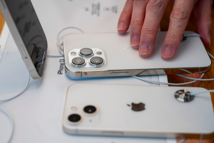 Apple начнет продавать наборы для самостоятельного ремонта iPhone