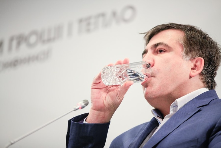 Лечили после голодовки: экс-президента Грузии Саакашвили перевели из госпиталя в тюрьму