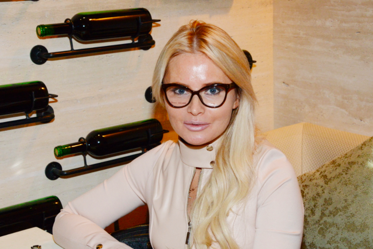 Дана Борисова призналась, что ей сделали новые попу и бедра
