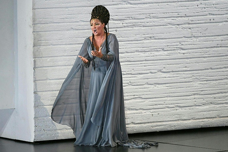 Аншлаг, триумф: бросившая Россию Нетребко вернулась на сцену La Scala