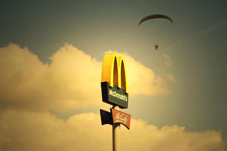McDonald’s обязательно вернется в РФ, считает аналитик