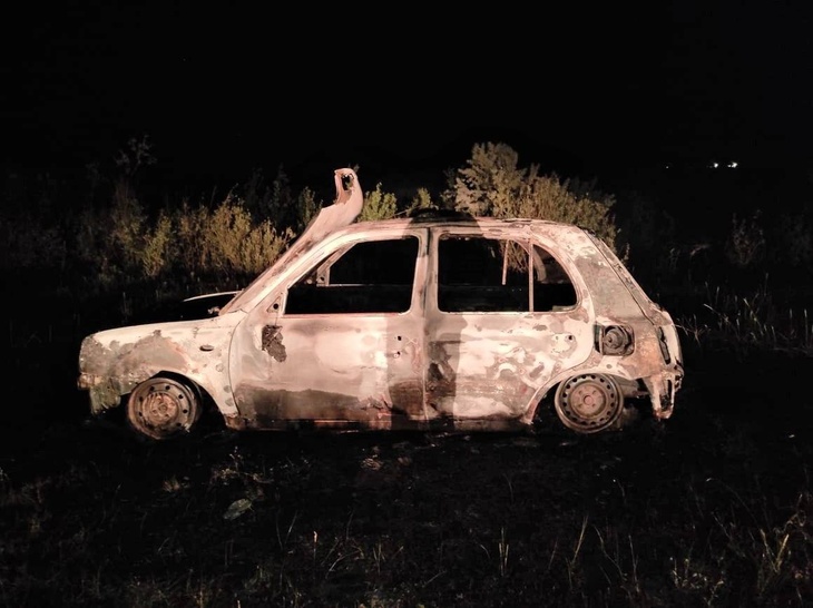 Слишком жестокая месть: любовница приковала мужчину к машине и сожгла заживо